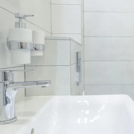 2 Bedroom For Up To 6 Guests Apartment Sofia