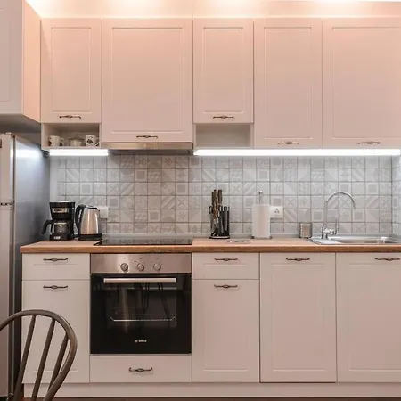 2 Bedroom For Up To 6 Guests *